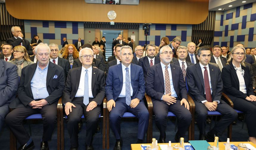 İzmir’de kritik zirve: Çalışma hayatı için ortak akıl buluşması