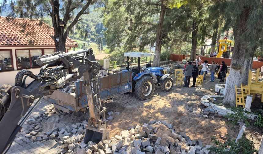 Karaburun’da “hafıza” tartışması: Belediyeye 'Nergis Çay Bahçesi' tepkisi!