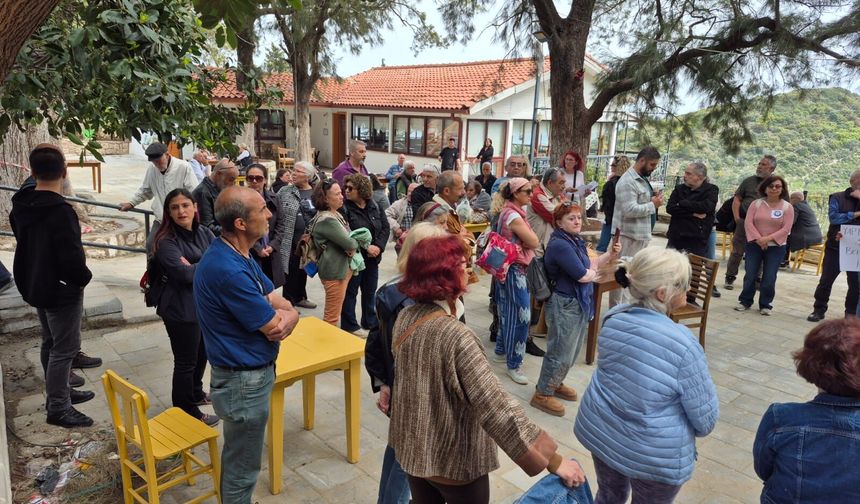 Karaburun’da “Nergis Kafe” direnişi: Kent hafızası çocuk parkına kurban edilemez!