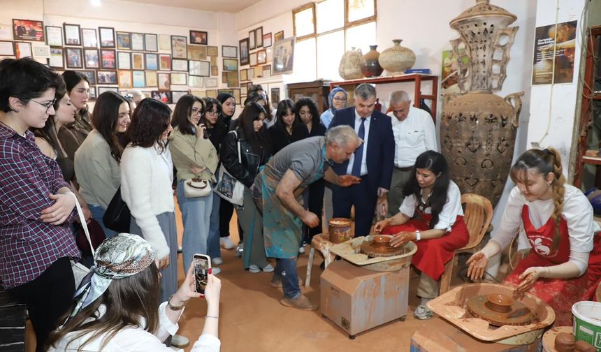Menemen’de kültürel miras dersi