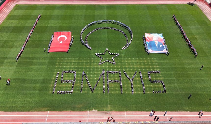 Aliağa'da 19 Mayıs coşkusu!