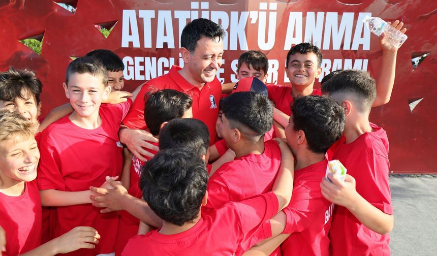 Bayraklı'da 19 Mayıs coşkusu!