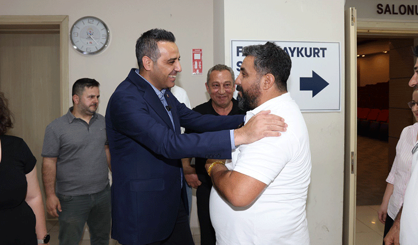 Başkan Yıldız personelle bayramlaştı