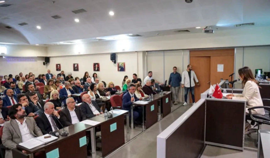 Karşıyaka’da ‘taşkın haciz’ gerilimi… Kesin hesaba oy çokluğu!