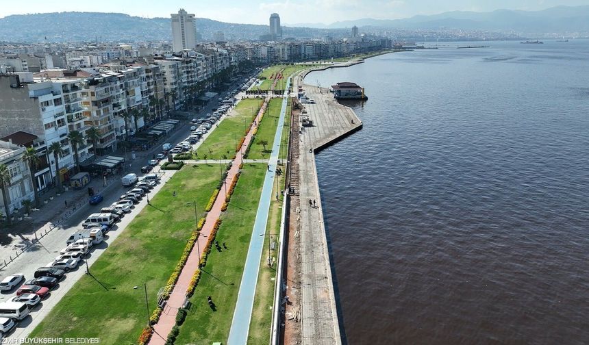 Kordon planı askıda... Alsancak İskelesi büyüyecek, seyir terasları gelecek!