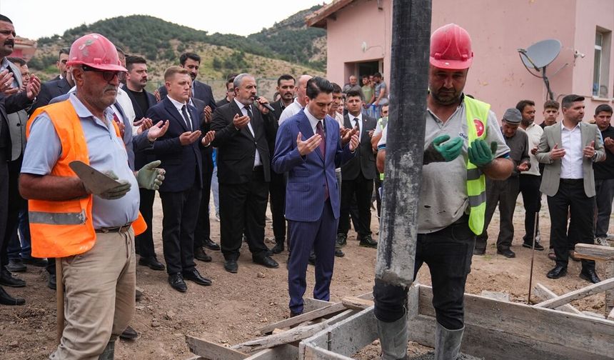 Ülkü Ocakları İzmir'de anaokulu için temel attı!
