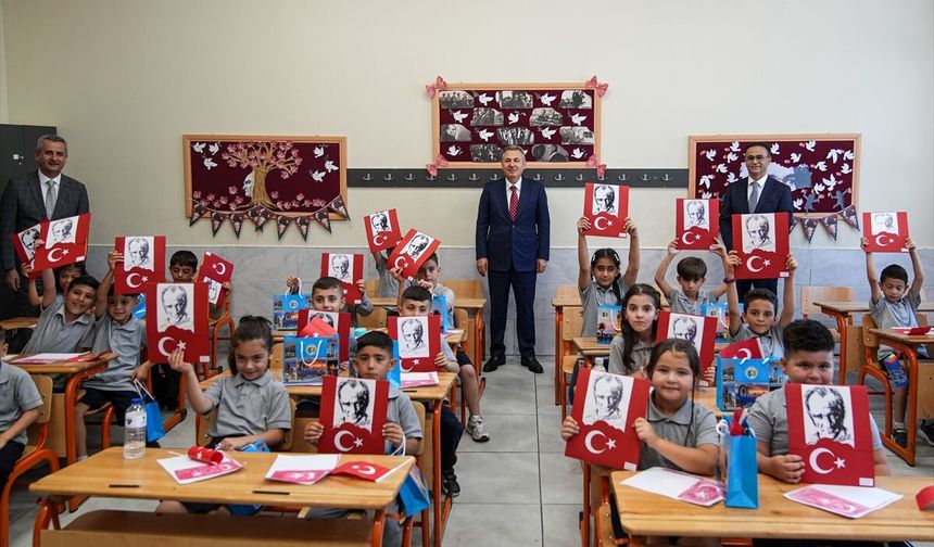 İzmirli miniklerin karne heyecanı!