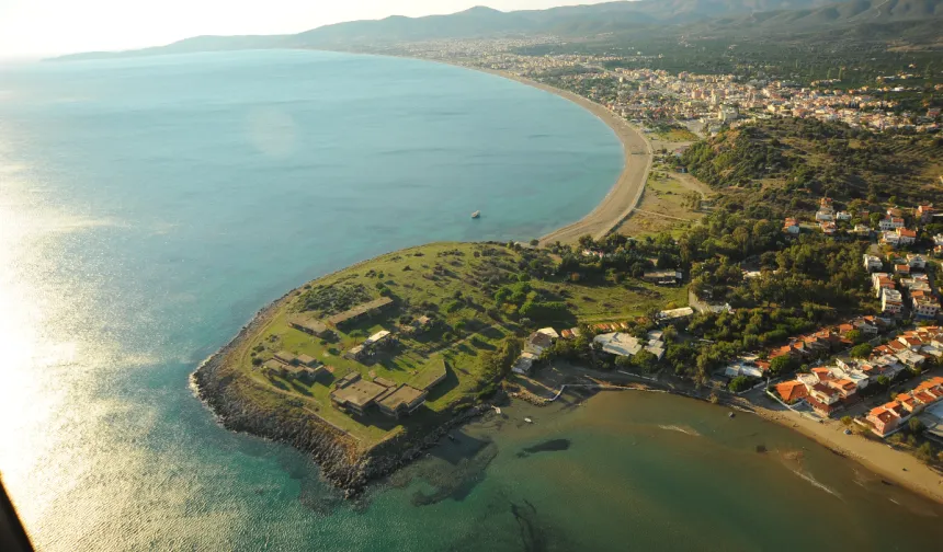Resmi Gazete'de yayımlandı... İzmir'deki iki turizm bölgesinde küçülme!