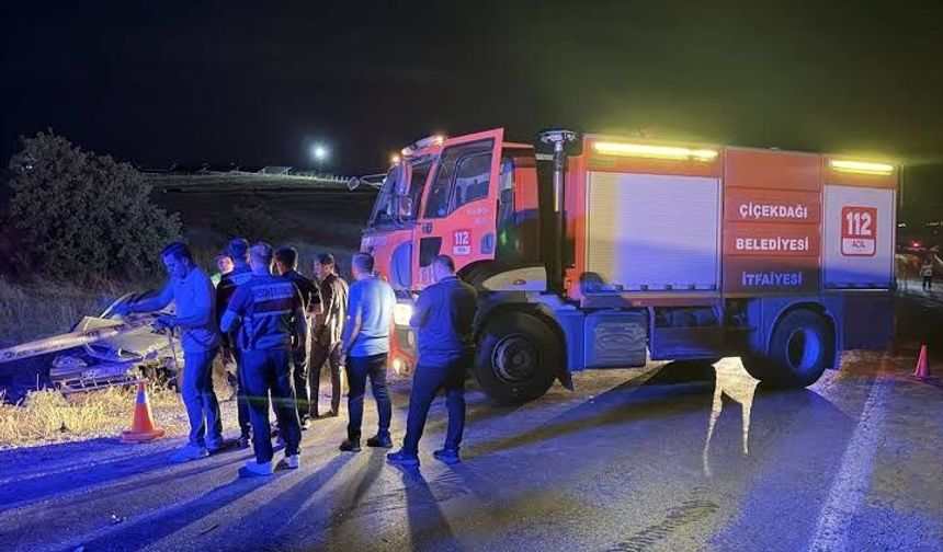 Traktör ile otomobilin çarpıştı: 1 ölü, 1 yaralı!