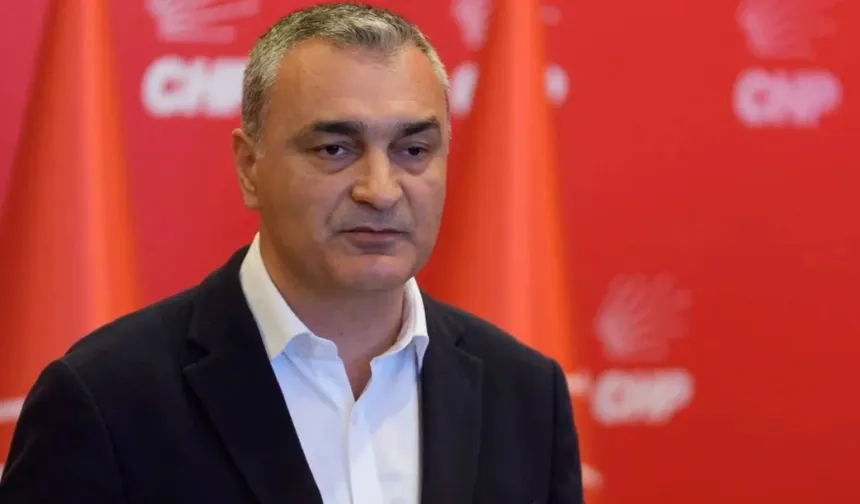 İzmit Belediyesi'ne operasyon: CHP'den ilk açıklama!