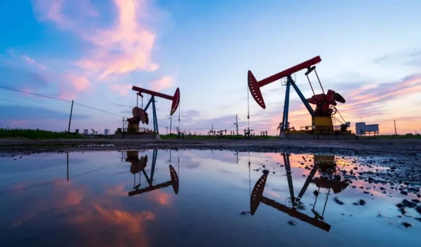 Petrolde haftalık yükseliş yüzde 13'ü aştı