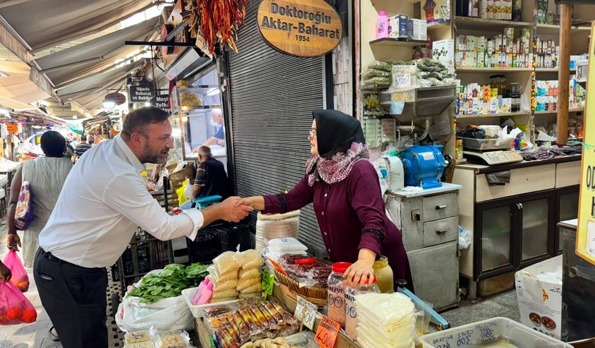 Başkan Gümrükçü'den hafta sonu mesaisi: “Kapımız herkese açık”