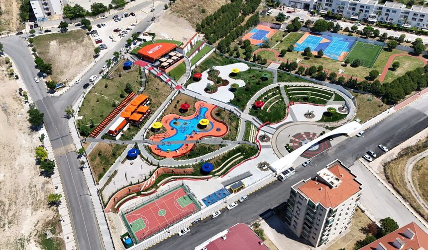 Kent Gözü, Menemen'de yeni buluşma adresi oldu