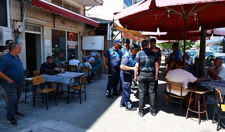 Selçuk'ta kaldırım işgaline geçit yok