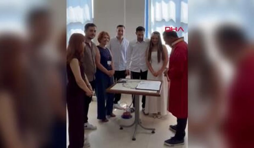 Tedavi gördüğü hastanede evlendi
