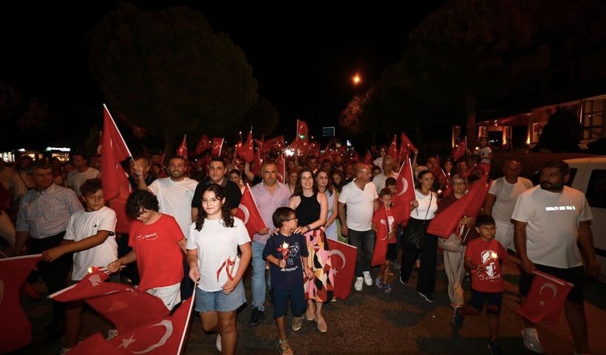 Çeşme’de 30 Ağustos coşkuyla kutlandı