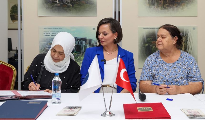 Karabağlar'da dönüşüm sürecinde ilk imzalar atıldı!