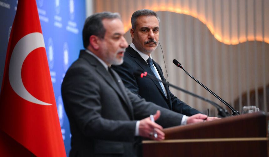 Dışişleri Bakanı Hakan Fidan, Arakçi ile görüştü!