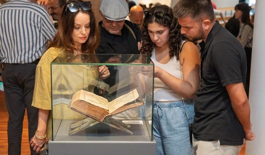 İzmir’in nadir eserleri ilk kez gün yüzüne çıktı!
