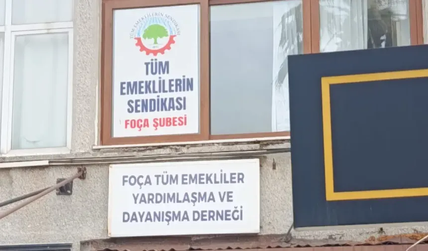 AK Parti'ye geçti, sendikaya 'boşaltın' dedi!