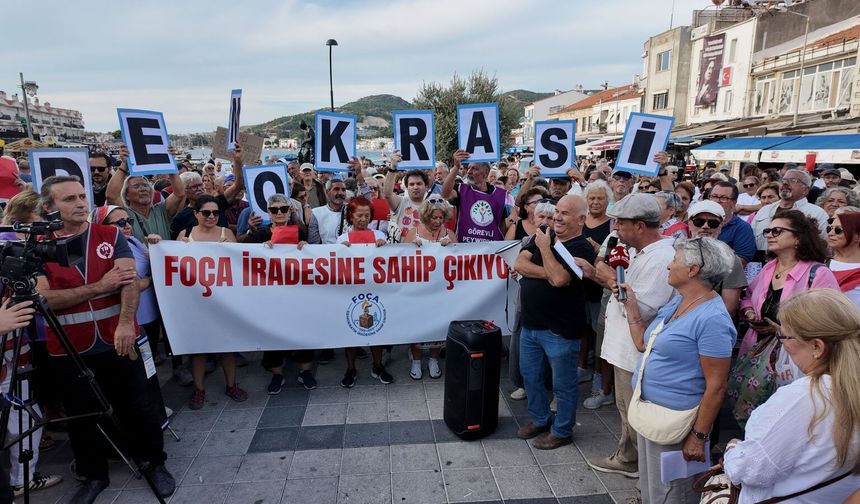 Foça'da Başkan Fıçı'ya bir protesto daha!