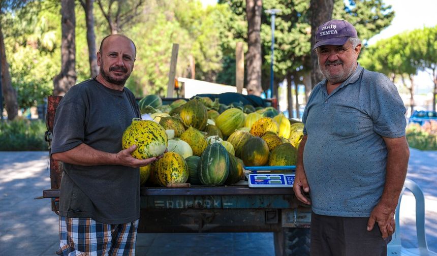 Hacıömerli’de Salı Pazarı bereketi