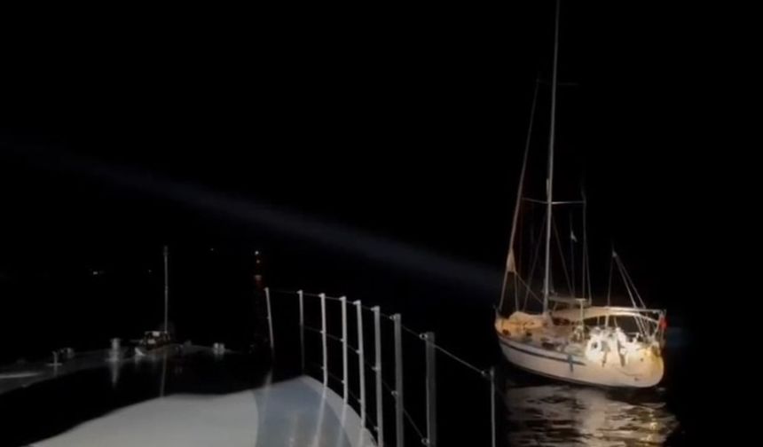 İzmir açıklarında 11 düzensiz göçmen yakalandı