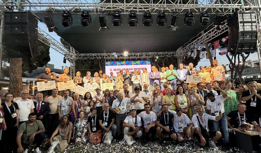 Menemen'de festivale görkemli final!