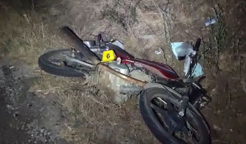 İzmir'de feci kaza: Motosikletli hayatını kaybetti!