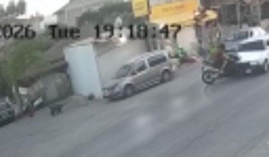 Ödemiş'te feci kaza: Motosikletli yaralandı!