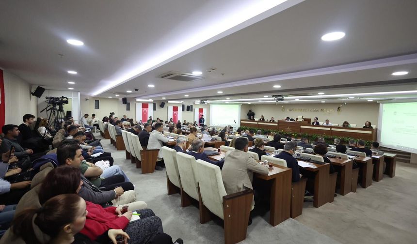 Karabağlar'da olağanüstü meclis... AK Parti'den '300 bin TL'lik maliyet çıkışı!