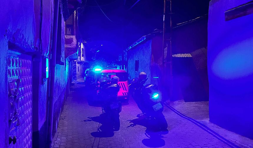Polisin durdurduğu araçtan 'zehir' çıktı: 1 tutuklama