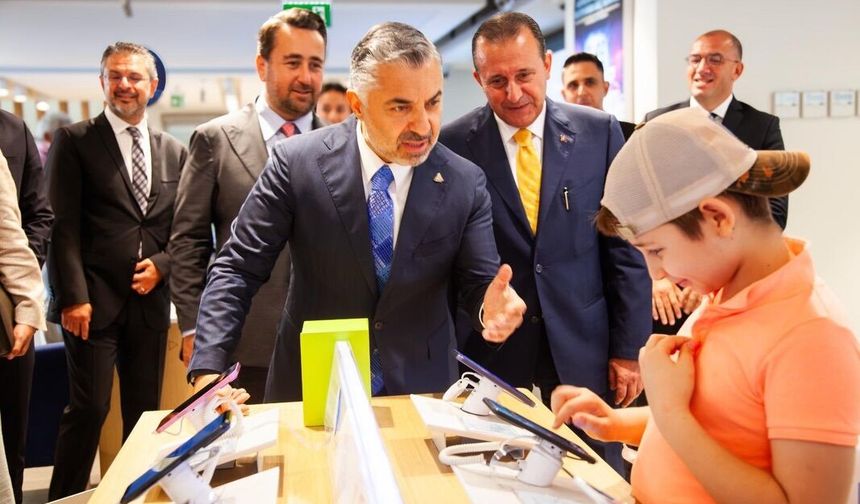 Türk Telekom CEO’su Şahin’den İzmir ziyareti