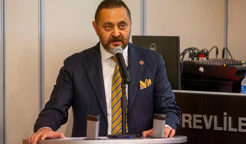 Bostanlı Pazarı meclis gündeminde: Ünal’dan Ünsal’a ‘güvence verdiniz mi?’ sorusu