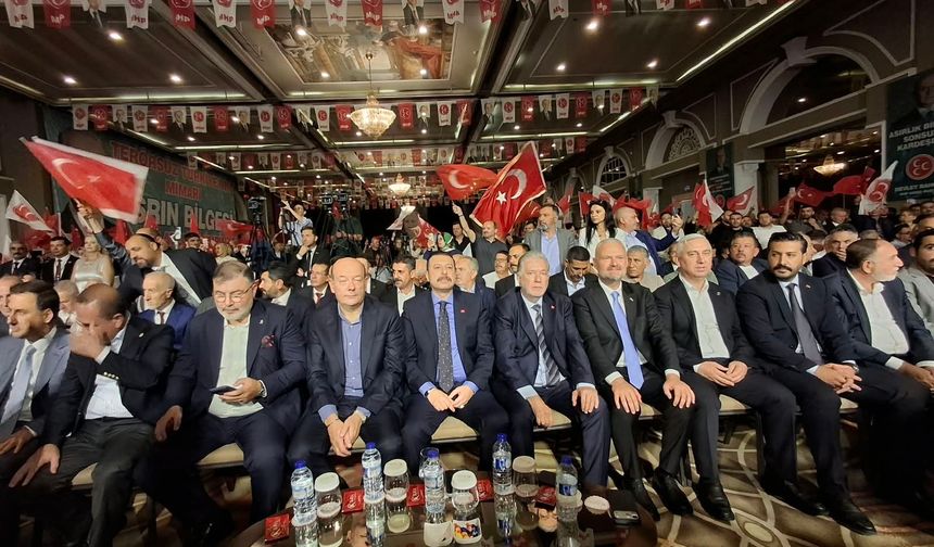 MHP'nin kongresinde dikkat çeken isim!