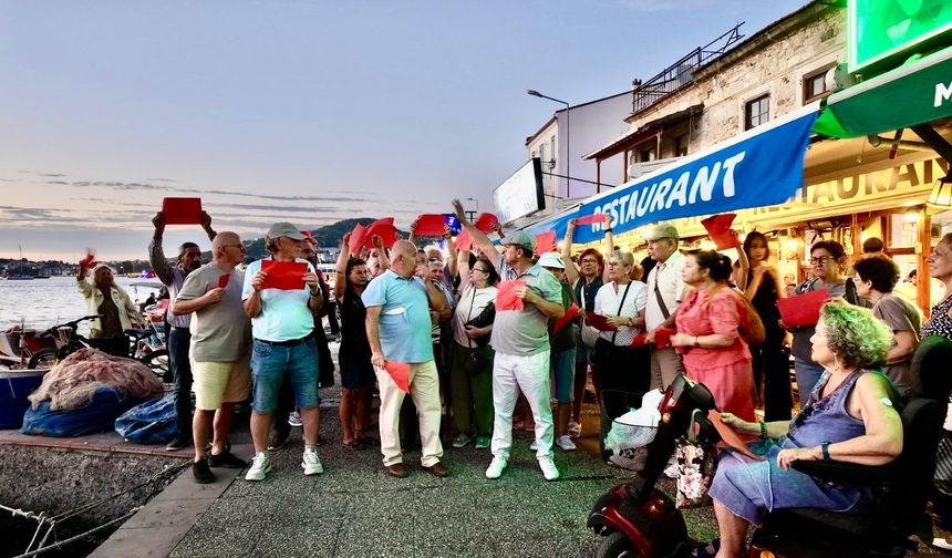 Platformdan AK Partili Boztepe'ye tepki: Foça'da yaşamayan Foçalıları tanımaz!