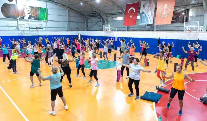 Karşıyakalılar güne sporla başlıyor