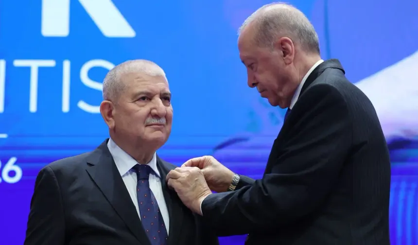 Yeni Yol'dan istifa etti AK Partiye katıldı
