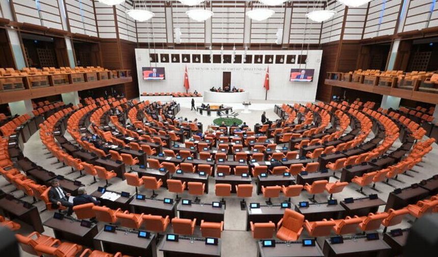 Fon teklifi TBMM gündeminde öne çekildi!
