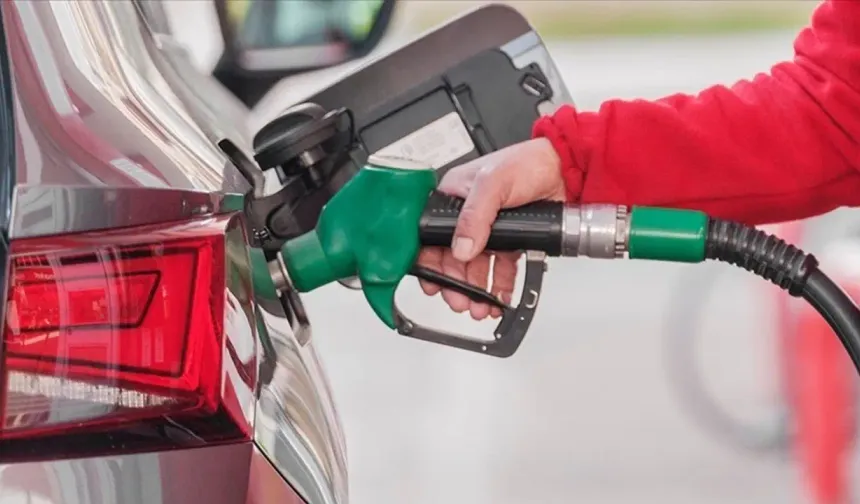 Tarih belli oldu: Benzine indirim geliyor