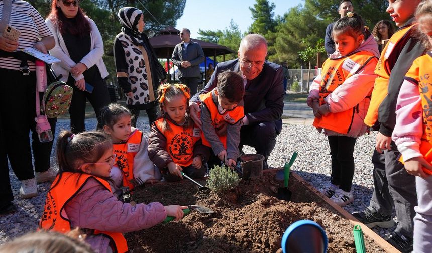 Gaziemir’de Ekolojik Ev hizmete açıldı