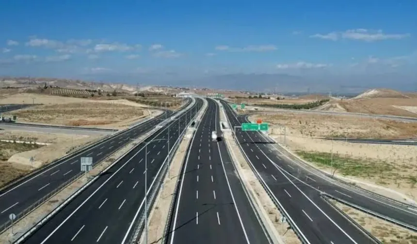 Sürücüler dikkat: Aydın-İzmir otoyolunda iki şerit kapanıyor