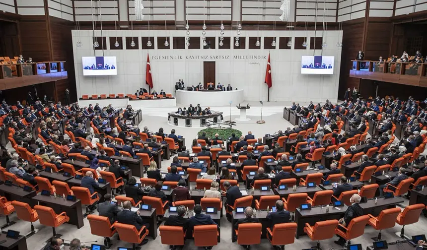 TBMM'de sandalye dağılımı değişti