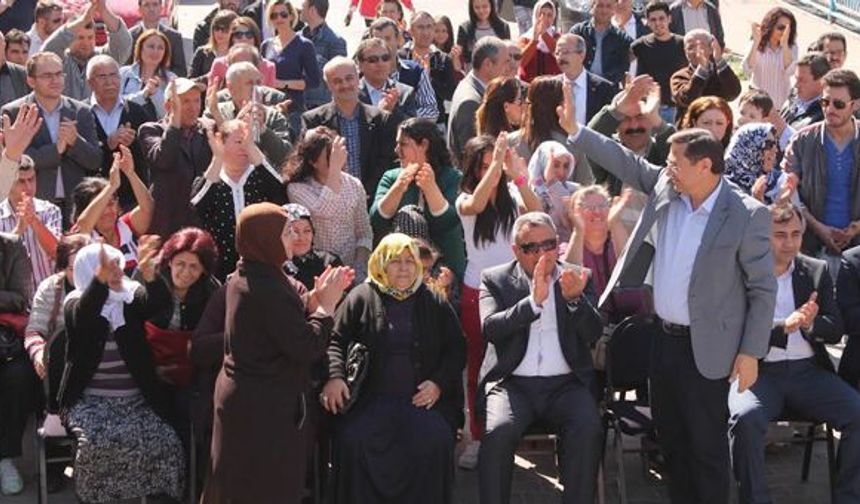 'Bayraklı’da kentsel dönüşümü biz yaparız'