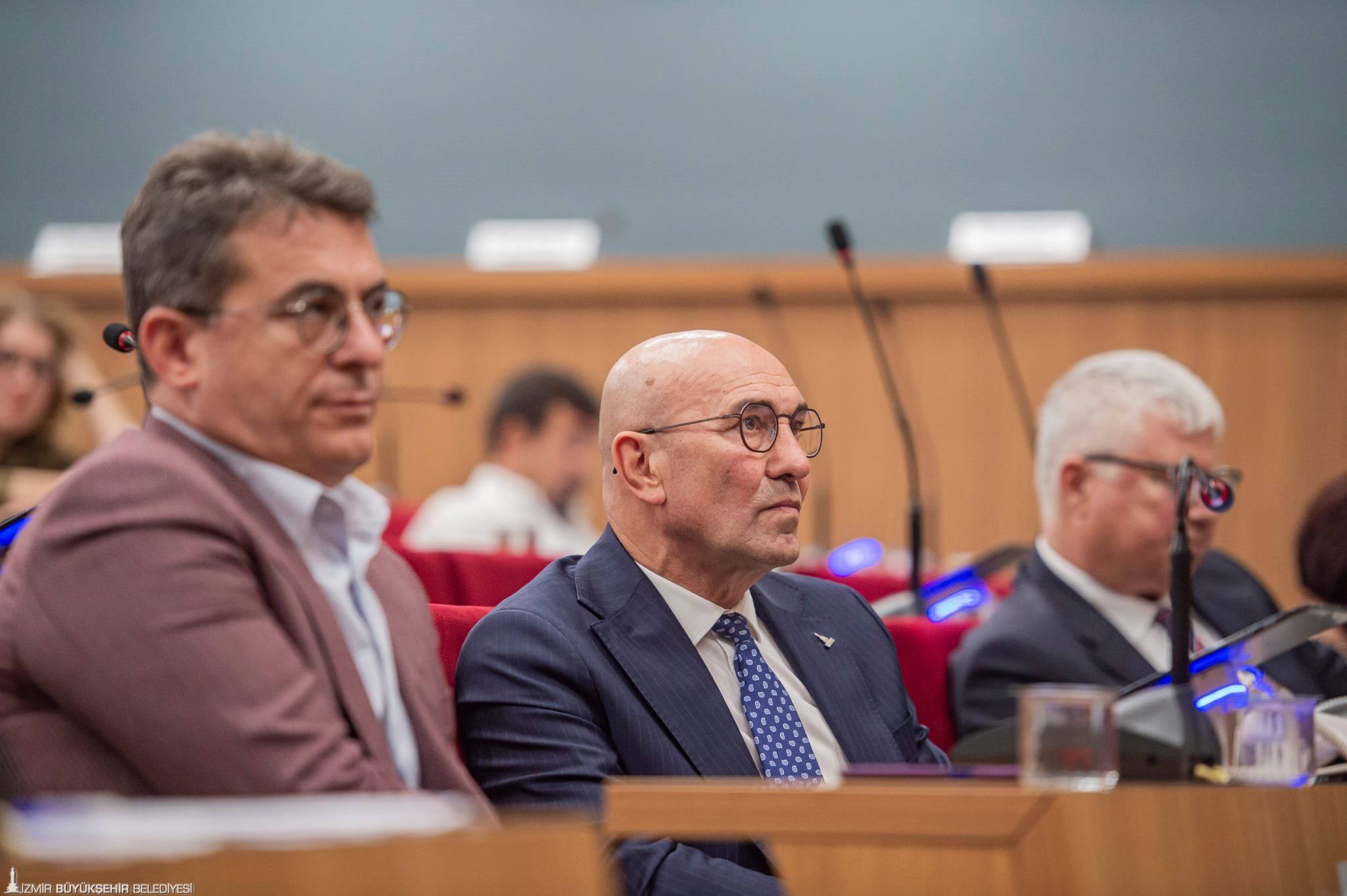 Prof. Dr. Arslan: Bu meclis felsefe yapmak zorunda - İzmir Haber - İzmir  Son Dakika Haberleri