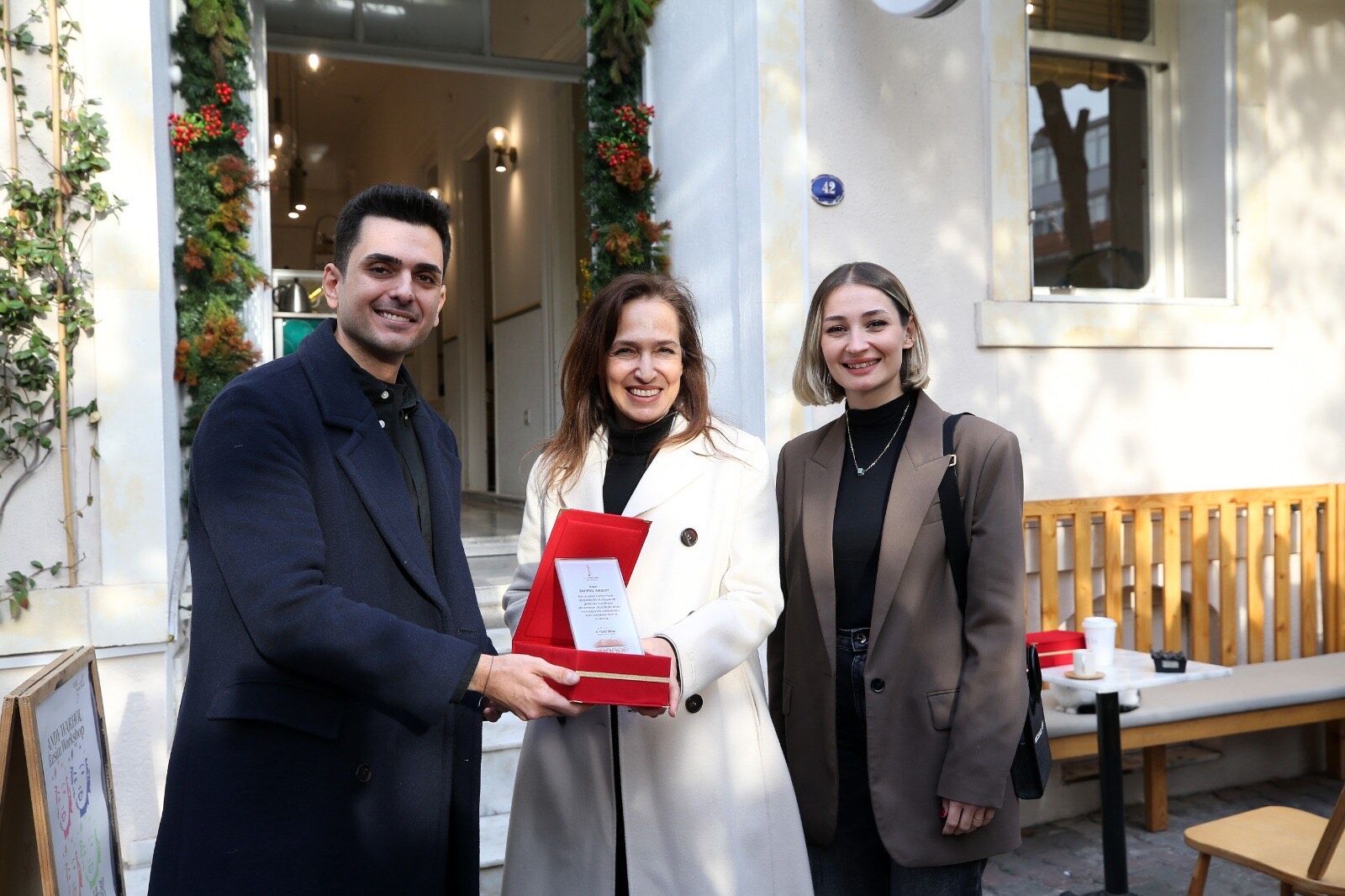 Bf63E43F E1F6 4441 87F6 D471362Bb110