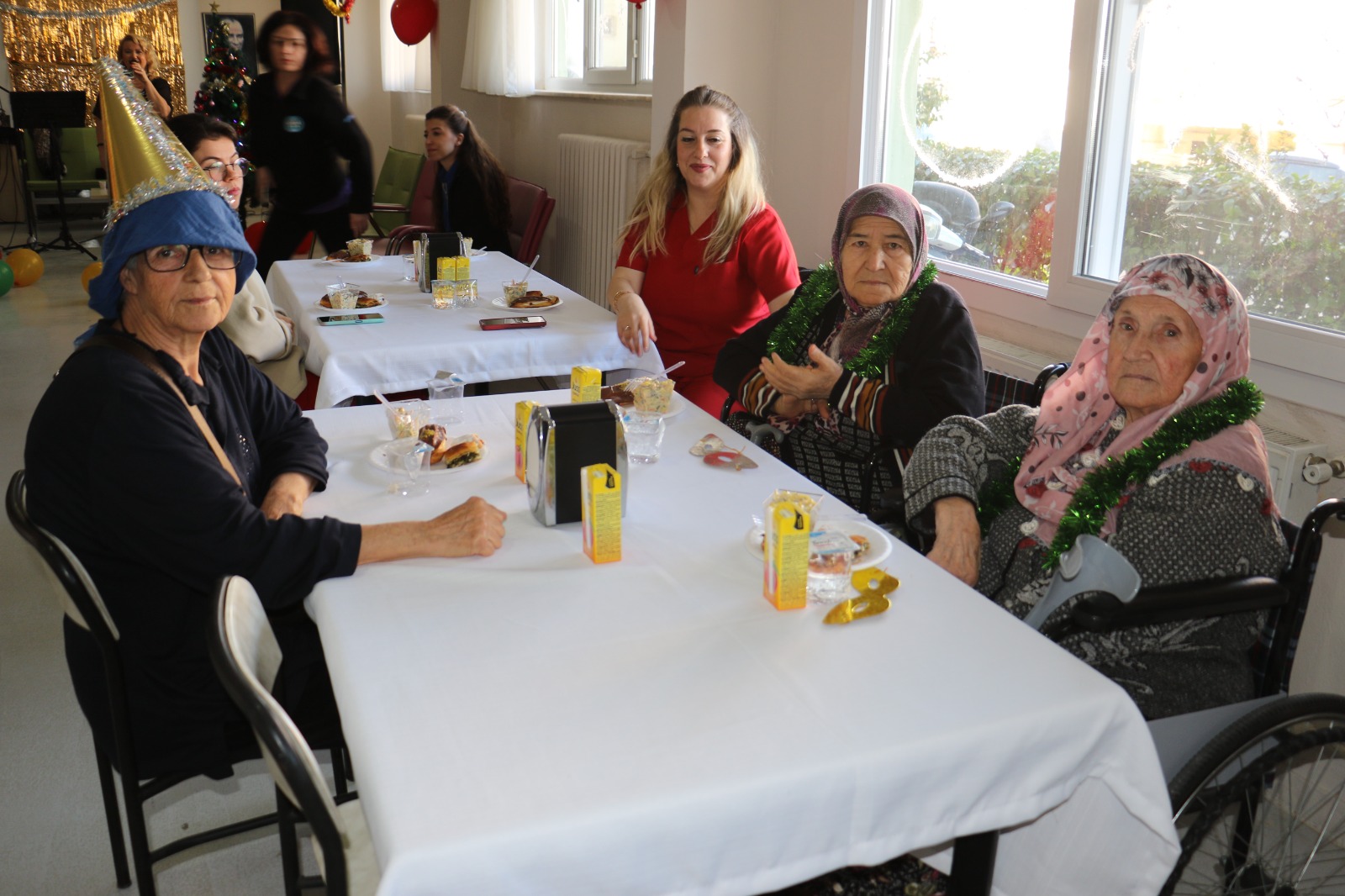 Manisa Büyükşehir Değerli Büyüklerini Unutmadı (2)