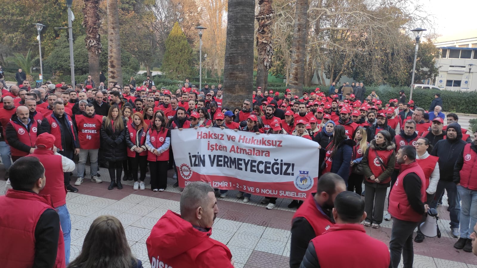 1F81F305 48A2 4E33 8076 05A6092E6B84