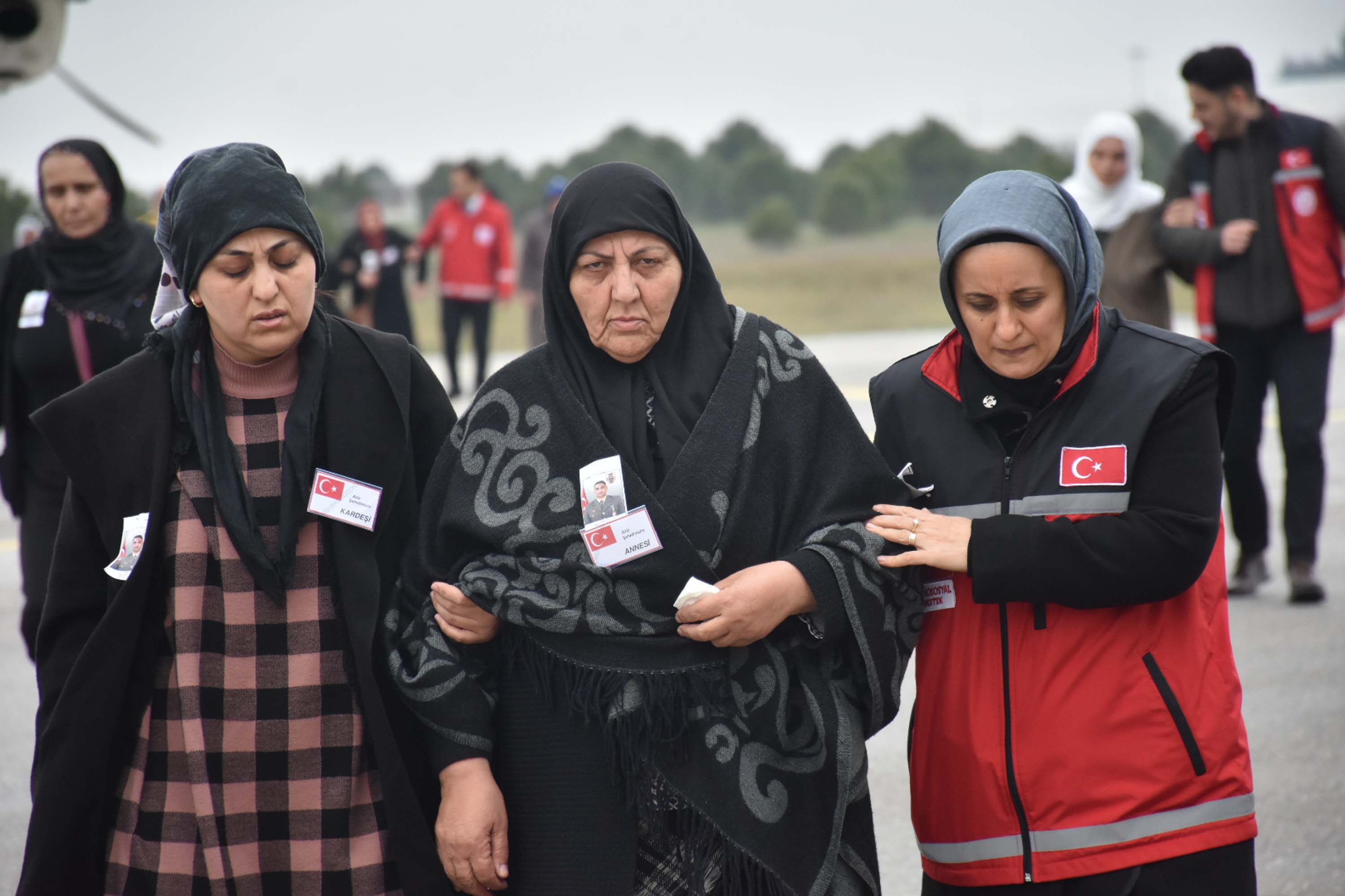 S E H I T U Z M A N C A V U S U N C E N A Z E S I T O R E N L E M E 564363 167227