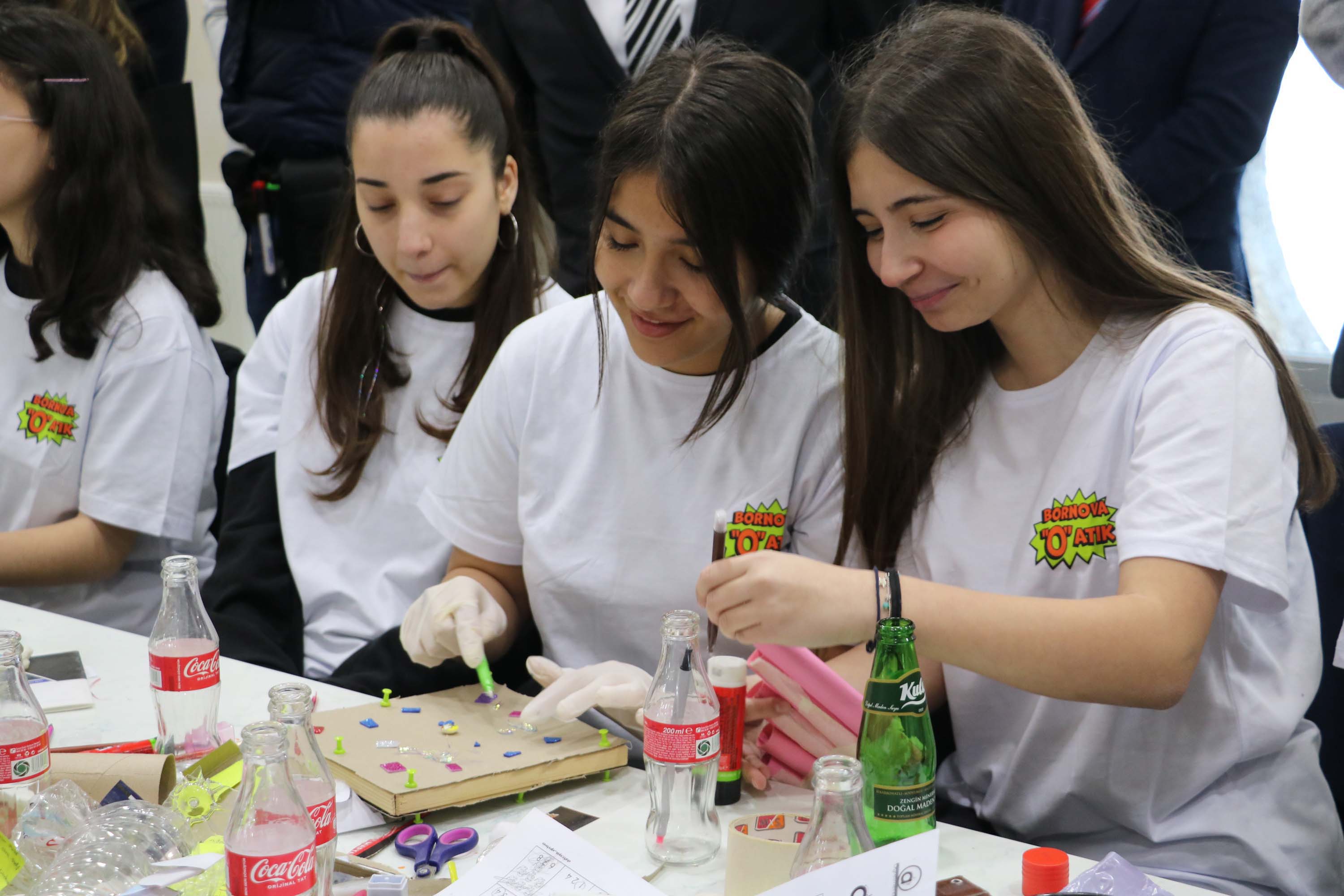 V A L I E L B A N B U I S I N T E M E L I E G I T I M 649877 192565